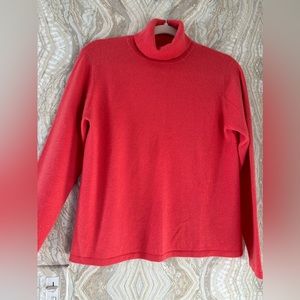 ORVIS womens S 100% Cashmere Turtleneck SWEATER Coral Luxurious Classic Cozy
